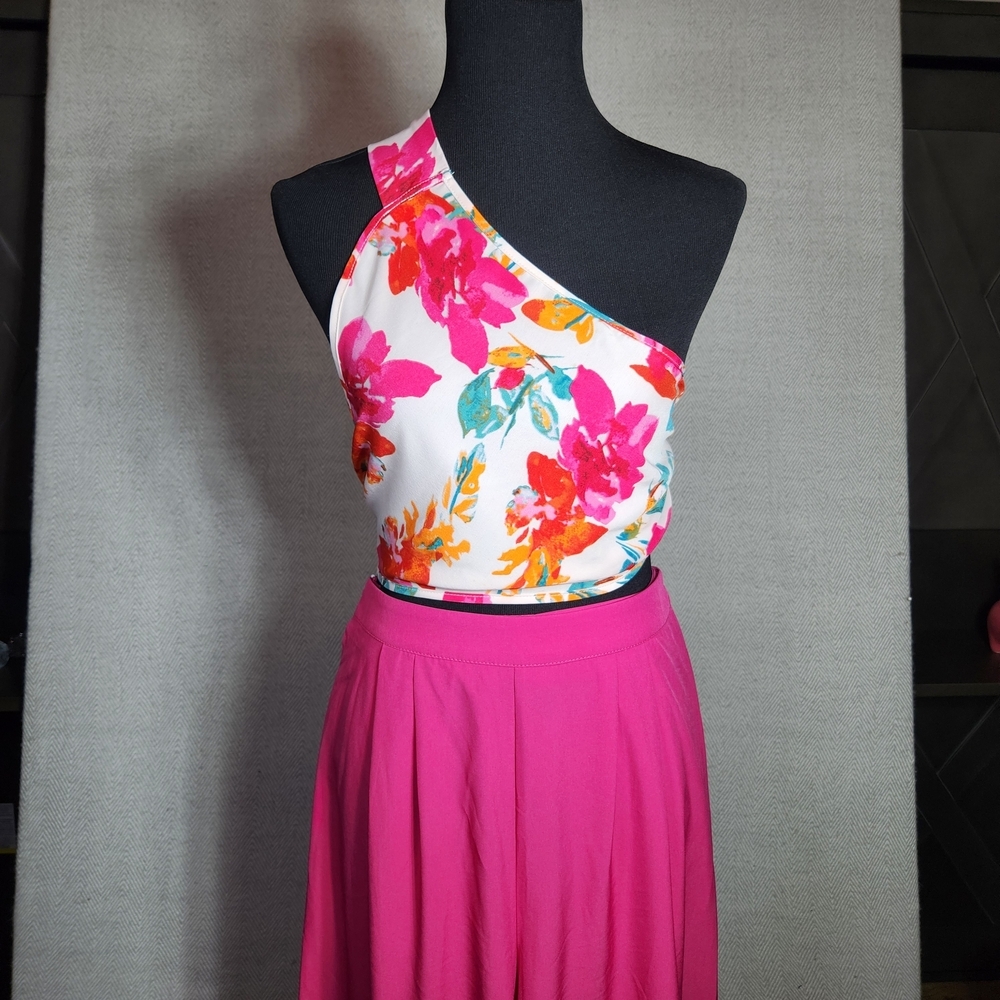 Droimp One-Shoulder Floral Crop Top with Fuchsia Wide-Leg Pants Womens L